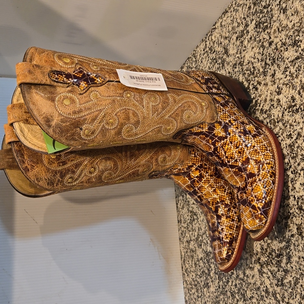 Beautiful phyton cowgirl boots for sale.
